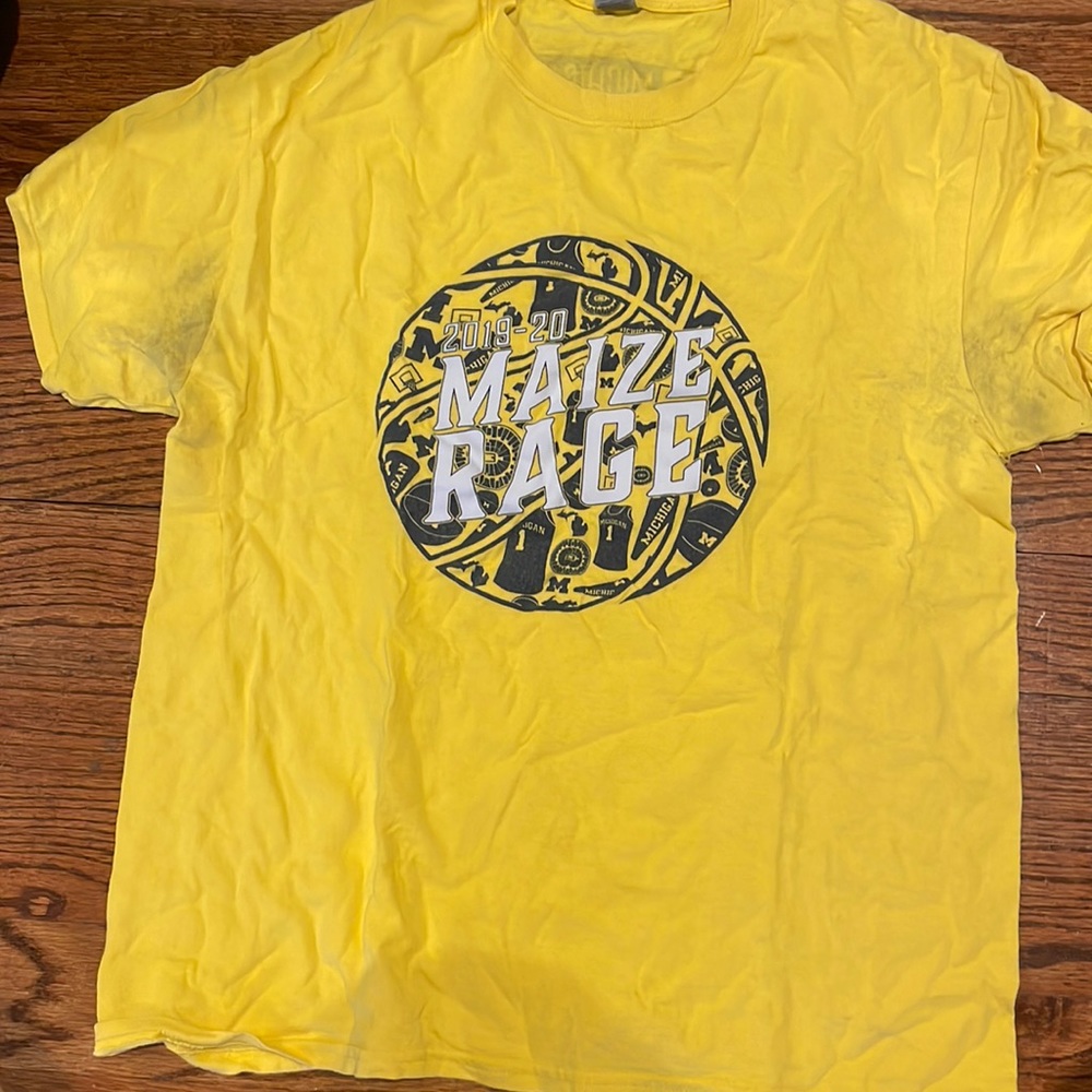 Vintage Michigan basketball t shirt